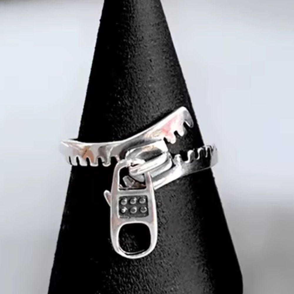 The Zip Me Up Adjustable Ring in 925 silver